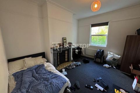undefined, Hyde Park Terrace