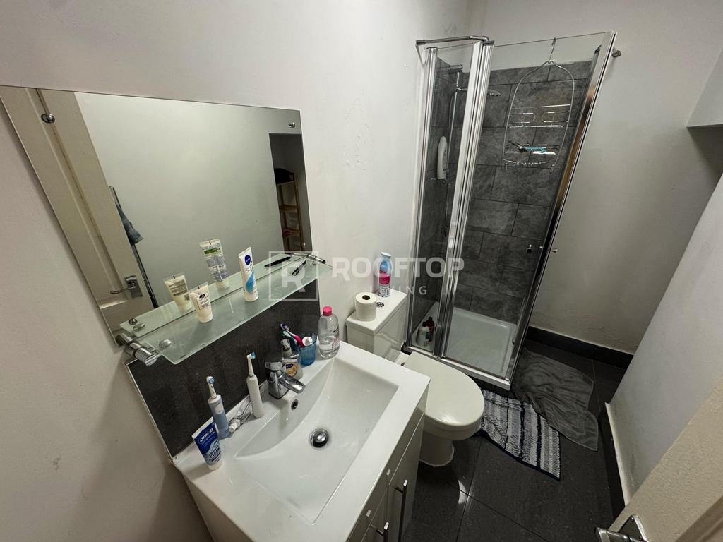 Hyde-park-terrace-ls6-1bj-1060219