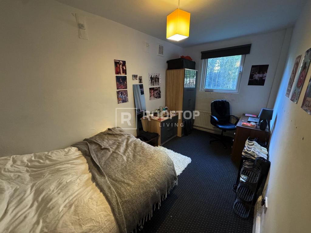 Hyde-park-terrace-ls6-1bj-1060222
