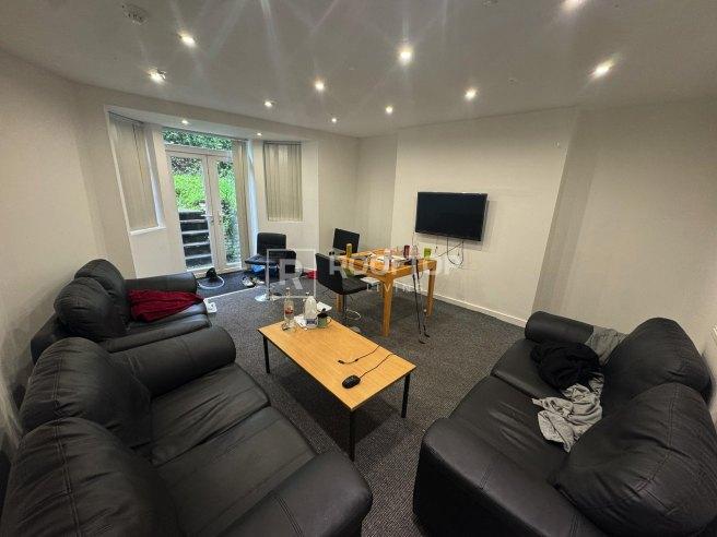 Ash-grove-ls6-1ax-1060230