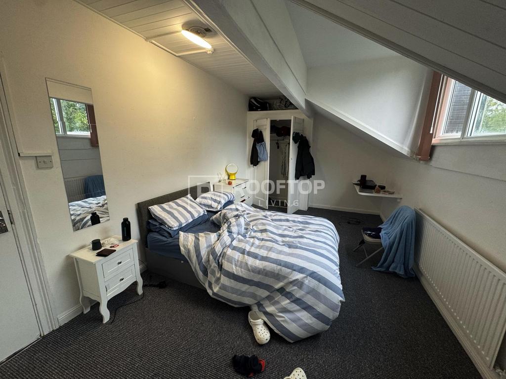 Ash-grove-ls6-1ax-1060242