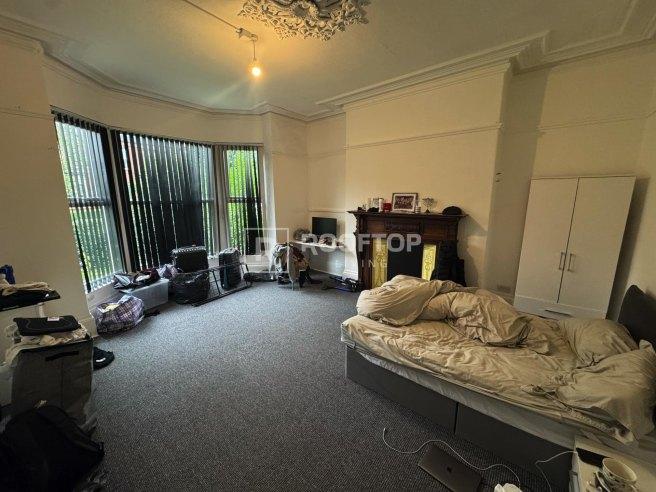 Ash-grove-ls6-1ax-1060234