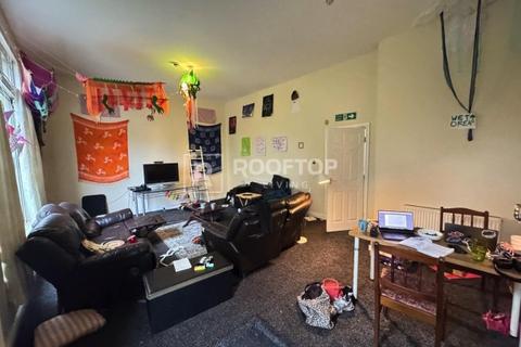 undefined, Moorland Avenue