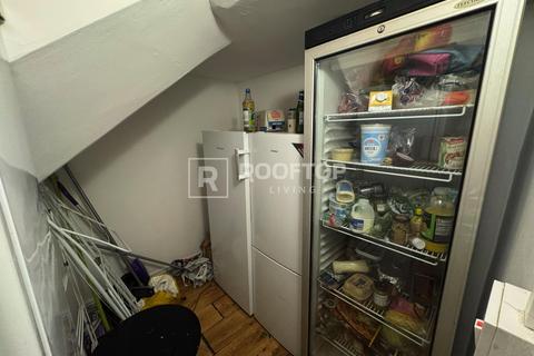 undefined, Moorland Avenue