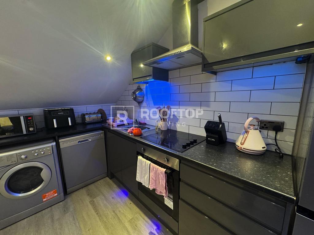 Victoria-road-ls6-1du-1060343