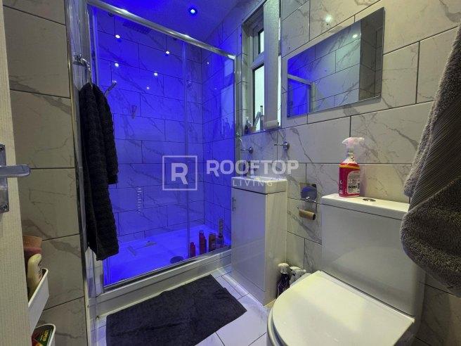 Victoria-road-ls6-1du-1060345