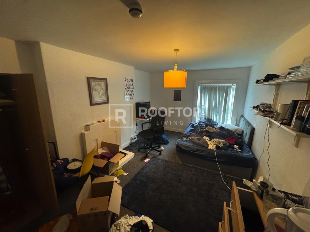 Belle-vue-road-ls3-1hg-1060440