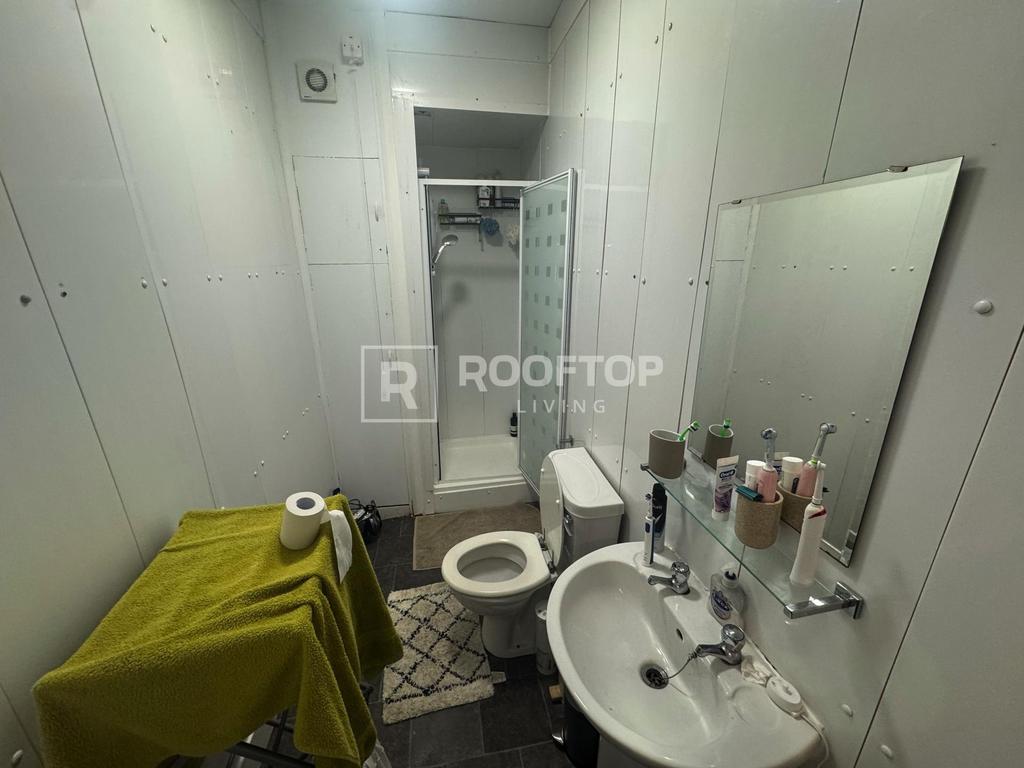 Belle-vue-road-ls3-1hg-1060454