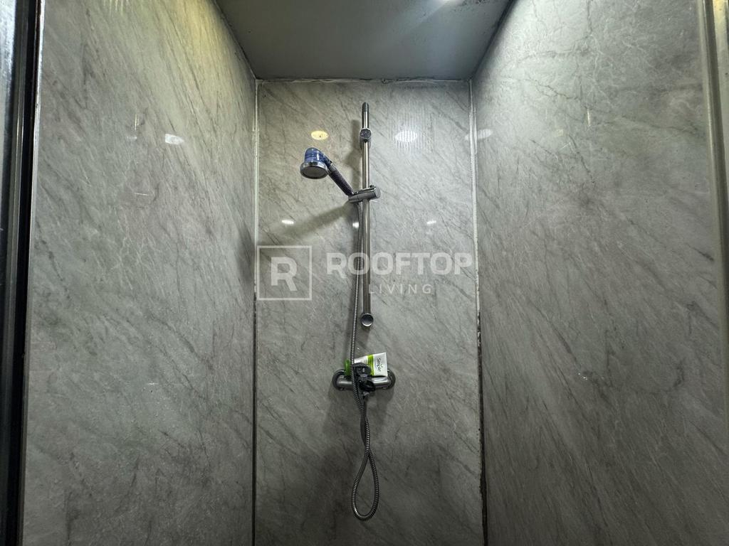 Regent-park-avenue-ls6-2au-1060478