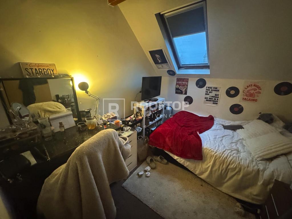 Regent-park-avenue-ls6-2au-1060482
