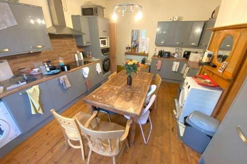 undefined, Regent Park Terrace