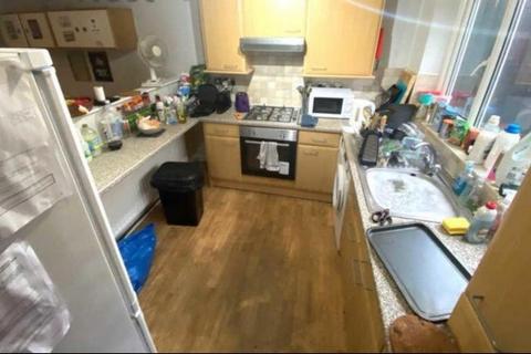 undefined, Hyde Park Close
