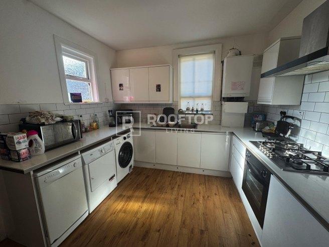 Ebberston-terrace-ls6-1au-1060539