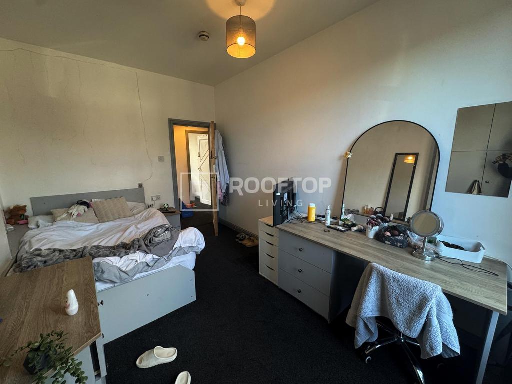 Ebberston-terrace-ls6-1au-1060554