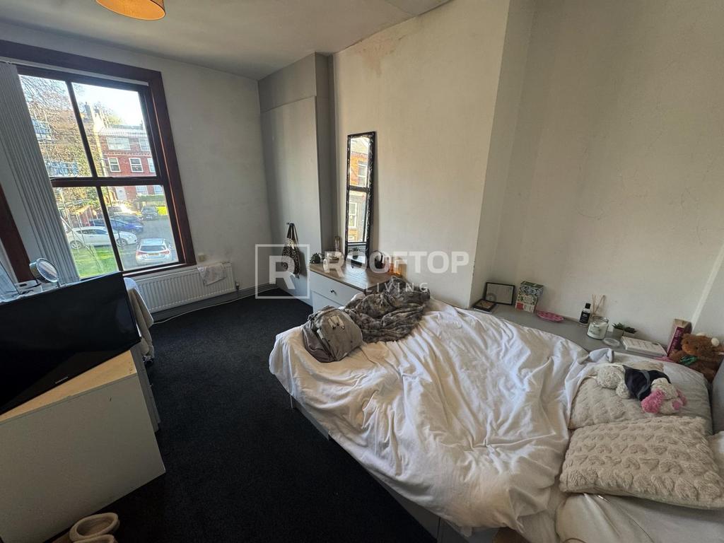 Ebberston-terrace-ls6-1au-1060543