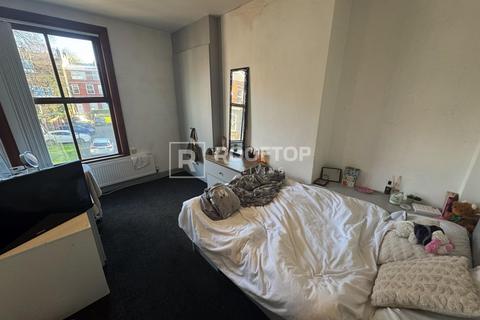 undefined, Ebberston Terrace