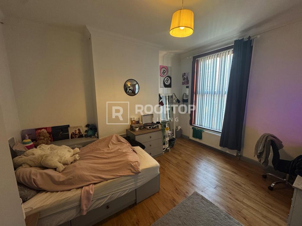 Ebberston-terrace-ls6-1au-1060545