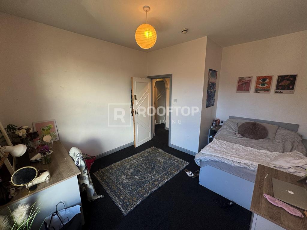 Ebberston-terrace-ls6-1au-1060546