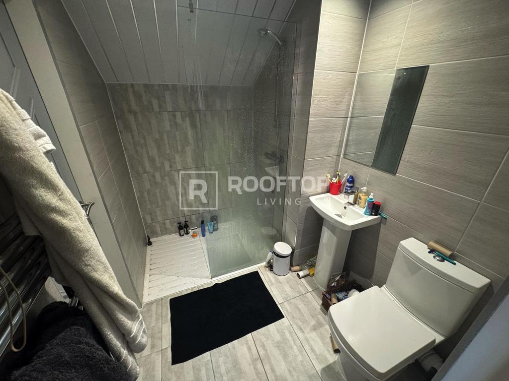 Ebberston-terrace-ls6-1au-1060547
