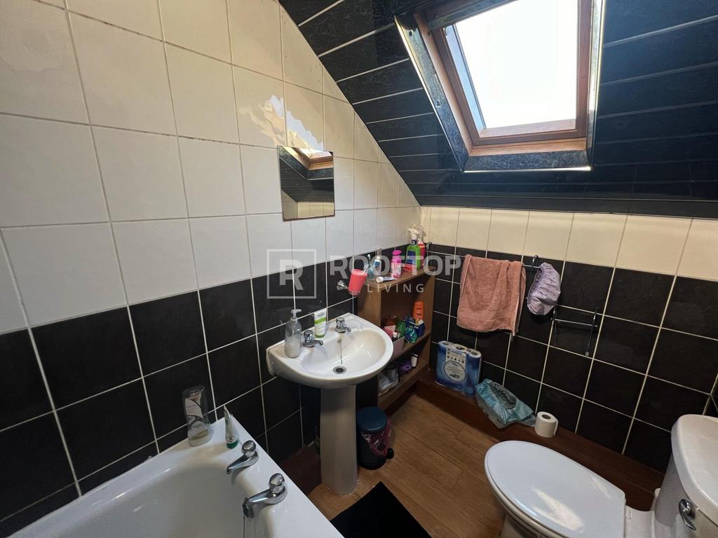 Brudenell-mount-ls6-1ht-1060609