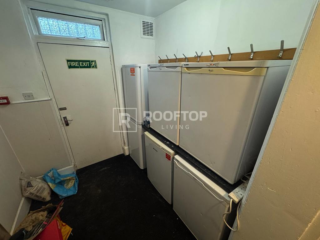 Consort-terrace-ls3-1et-1060638