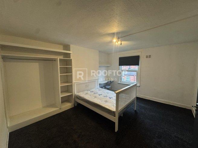 Royal-park-terrace-ls6-1ex-1060696