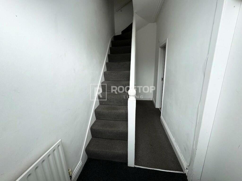 Brudenell-view-ls6-1hg-1060713