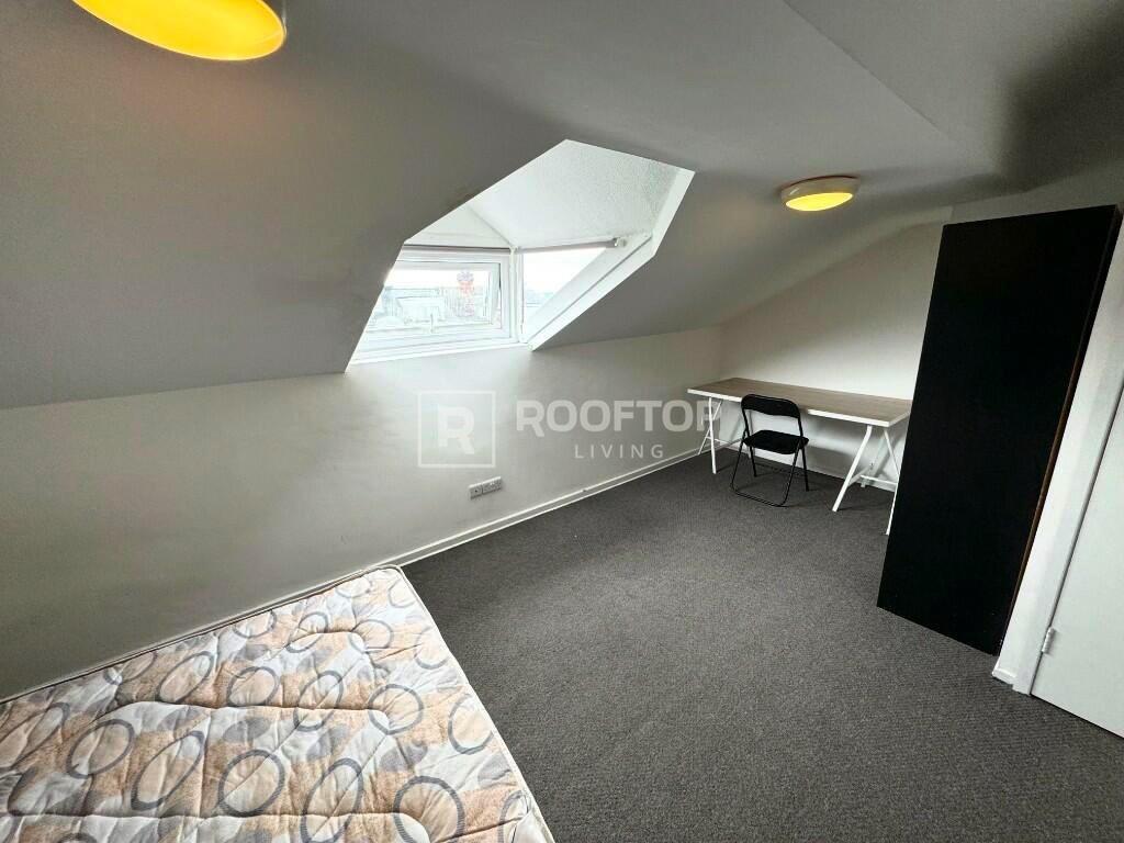 Brudenell-view-ls6-1hg-1060715