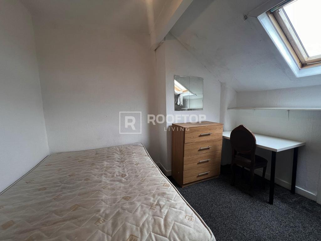 Walmsley-road-ls6-1ng-1060775