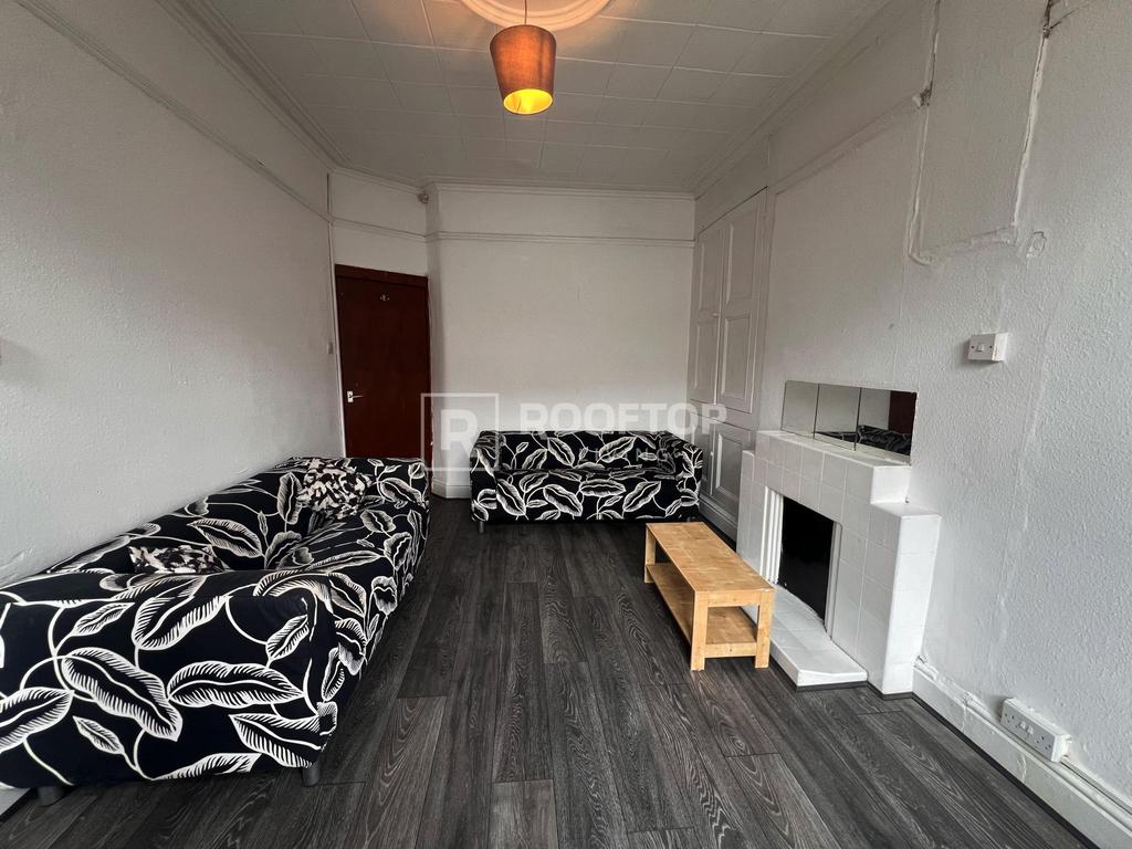 Walmsley-road-ls6-1ng-1060782