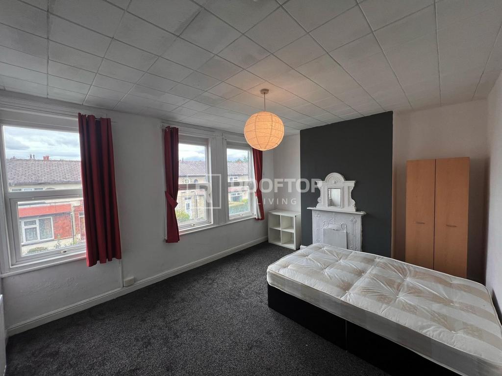 Walmsley-road-ls6-1ng-1060871