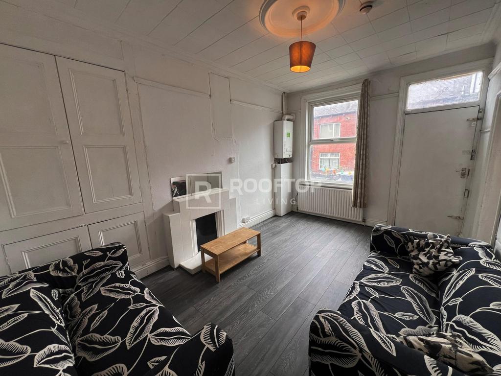 Walmsley-road-ls6-1ng-1060874