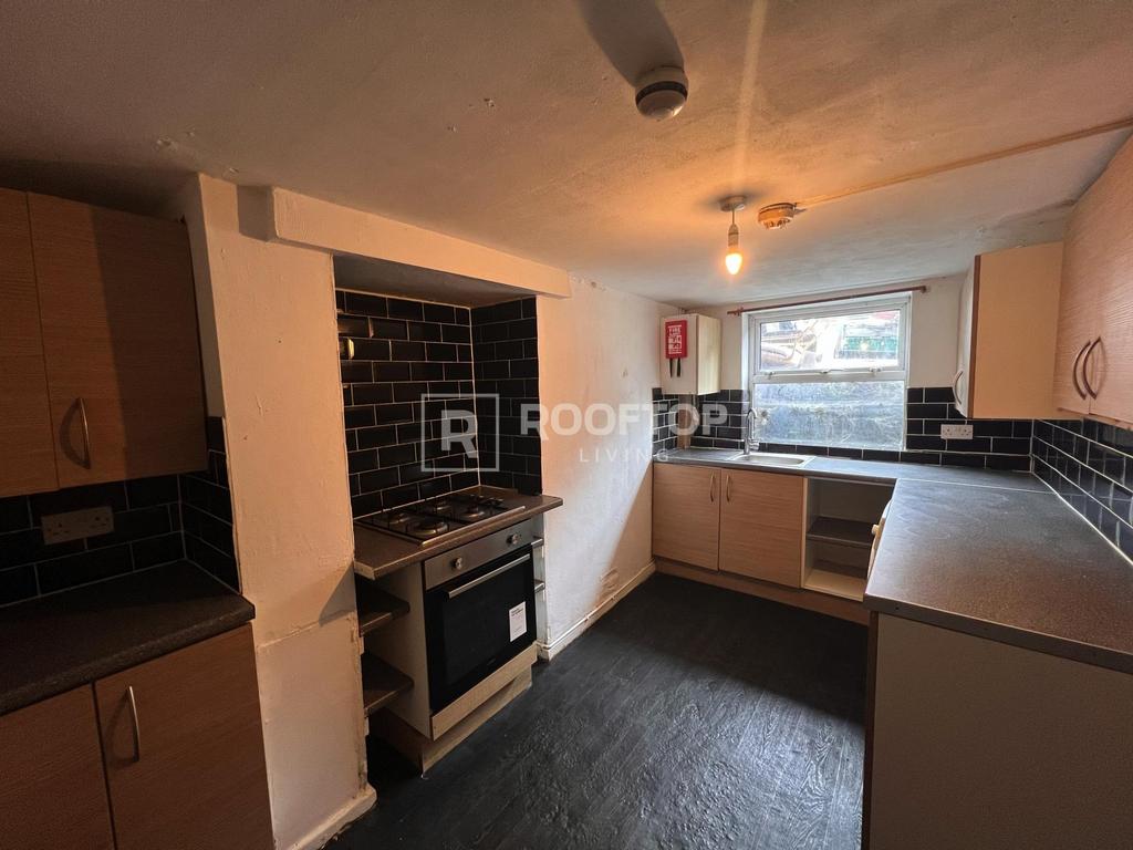 Walmsley-road-ls6-1ng-1060876