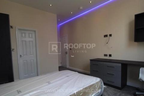 4 bedroom house share to rent, Hyde Park Road