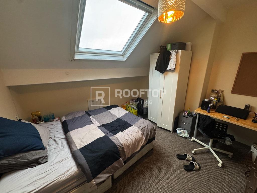 Brudenell-road-ls6-1ha-1060943