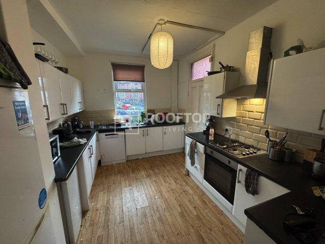 Brudenell-road-ls6-1ha-1060926