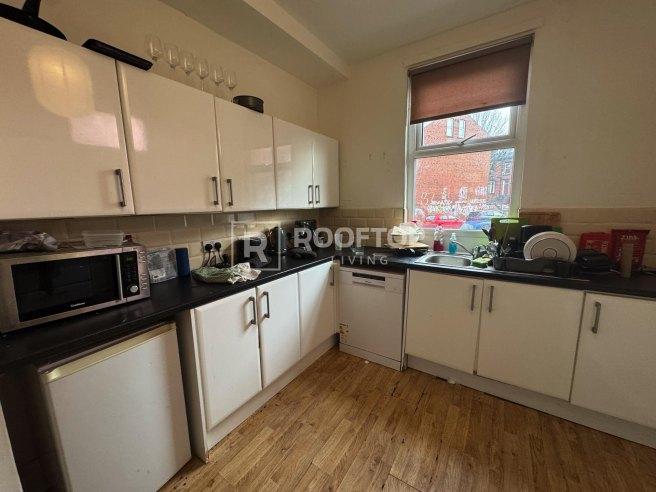 Brudenell-road-ls6-1ha-1060928