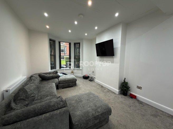 Regent-park-terrace-ls6-2ax-1060960