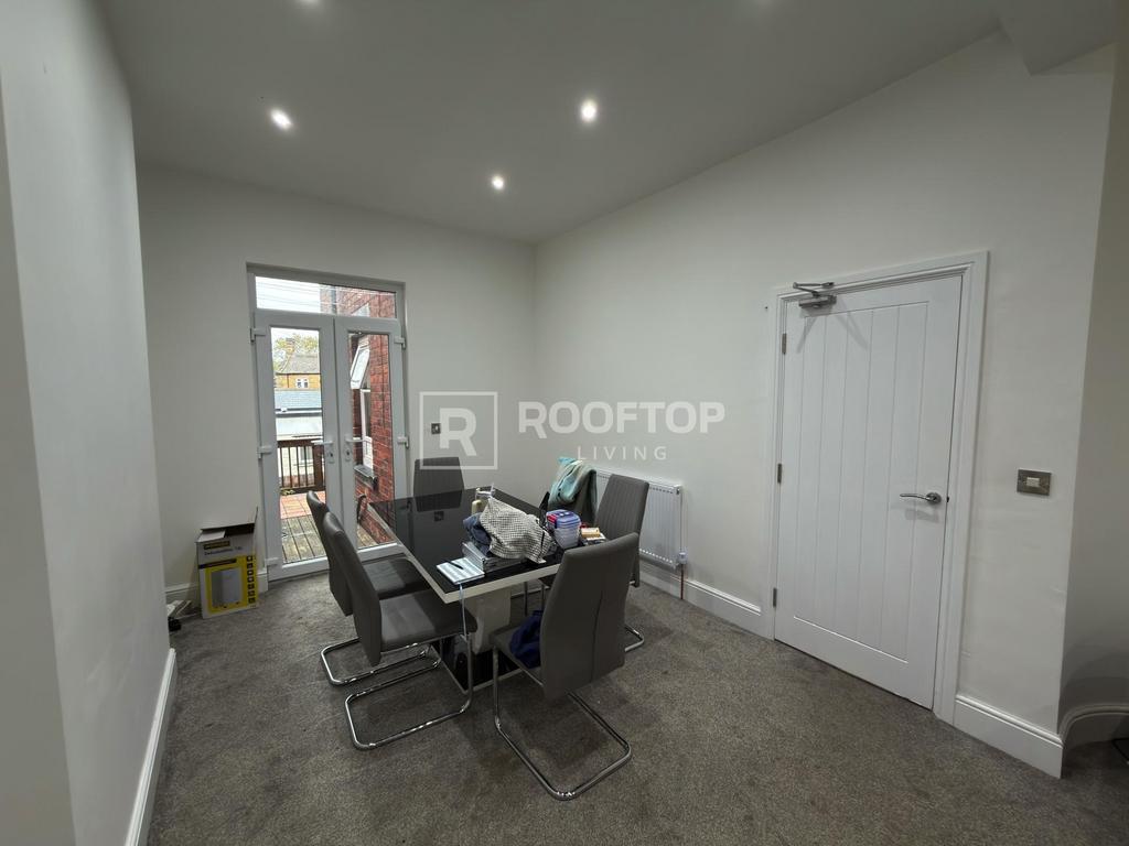 Regent-park-terrace-ls6-2ax-1060962