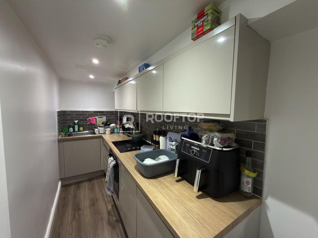 Regent-park-terrace-ls6-2ax-1060988