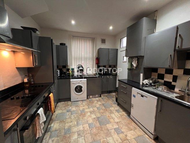 Brudenell-road-ls6-1ha-1060991