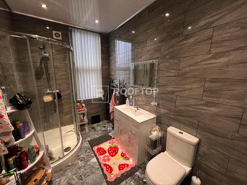 Brudenell-road-ls6-1ha-1061005