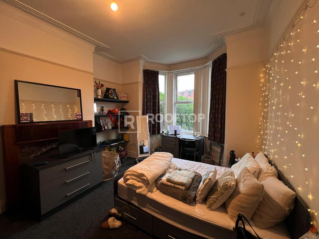 Brudenell-road-ls6-1ha-1060996