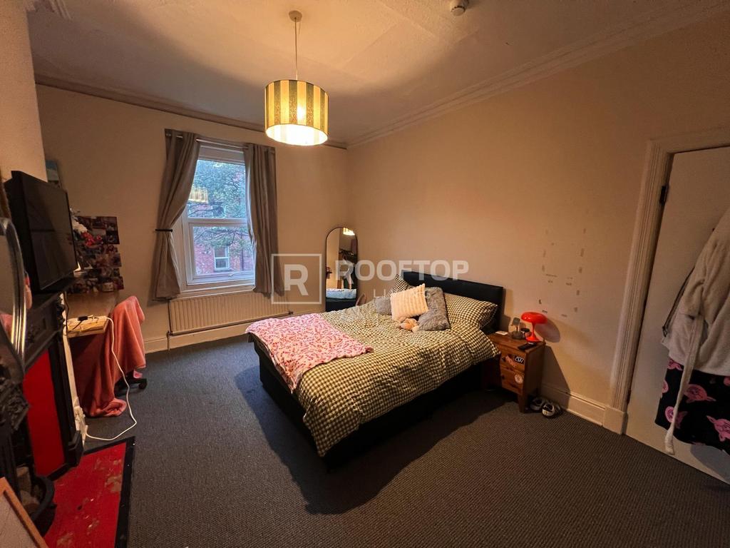 Ash-grove-ls6-1ax-1061024