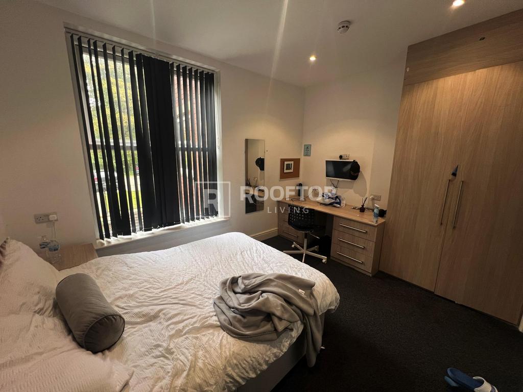 Regent-park-avenue-ls6-2au-1061121