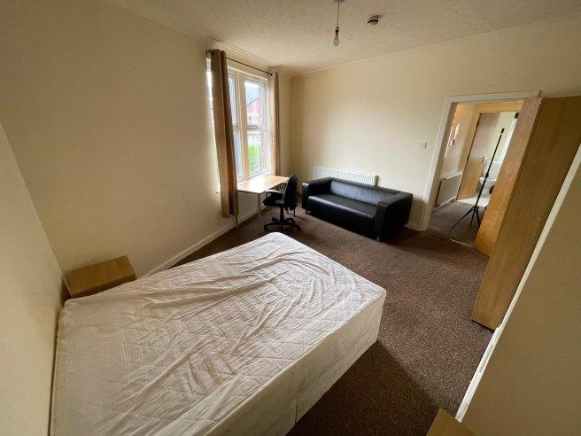 Beechwood-crescent-ls4-2ll-1061260