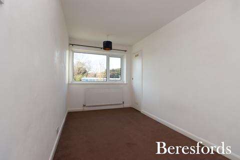 2 bedroom maisonette for sale, Marlborough Gardens, Upminster, RM14