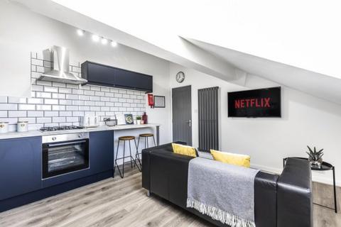 2 bedroom house share to rent, Queens Road