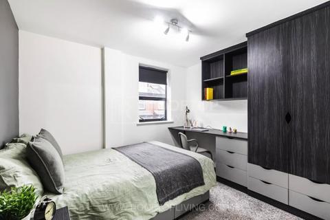 2 bedroom house share to rent, Brudenell Road