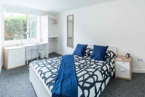 2 bedroom house share to rent, Royal Park Avenue